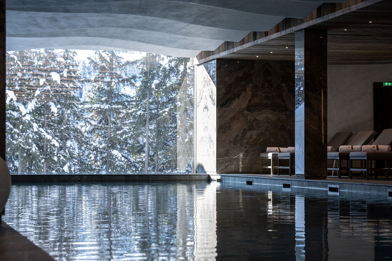 GRANDS VOLUMES SKIS AUX PIEDS, ART DE VIVRE EN ALTITUDE