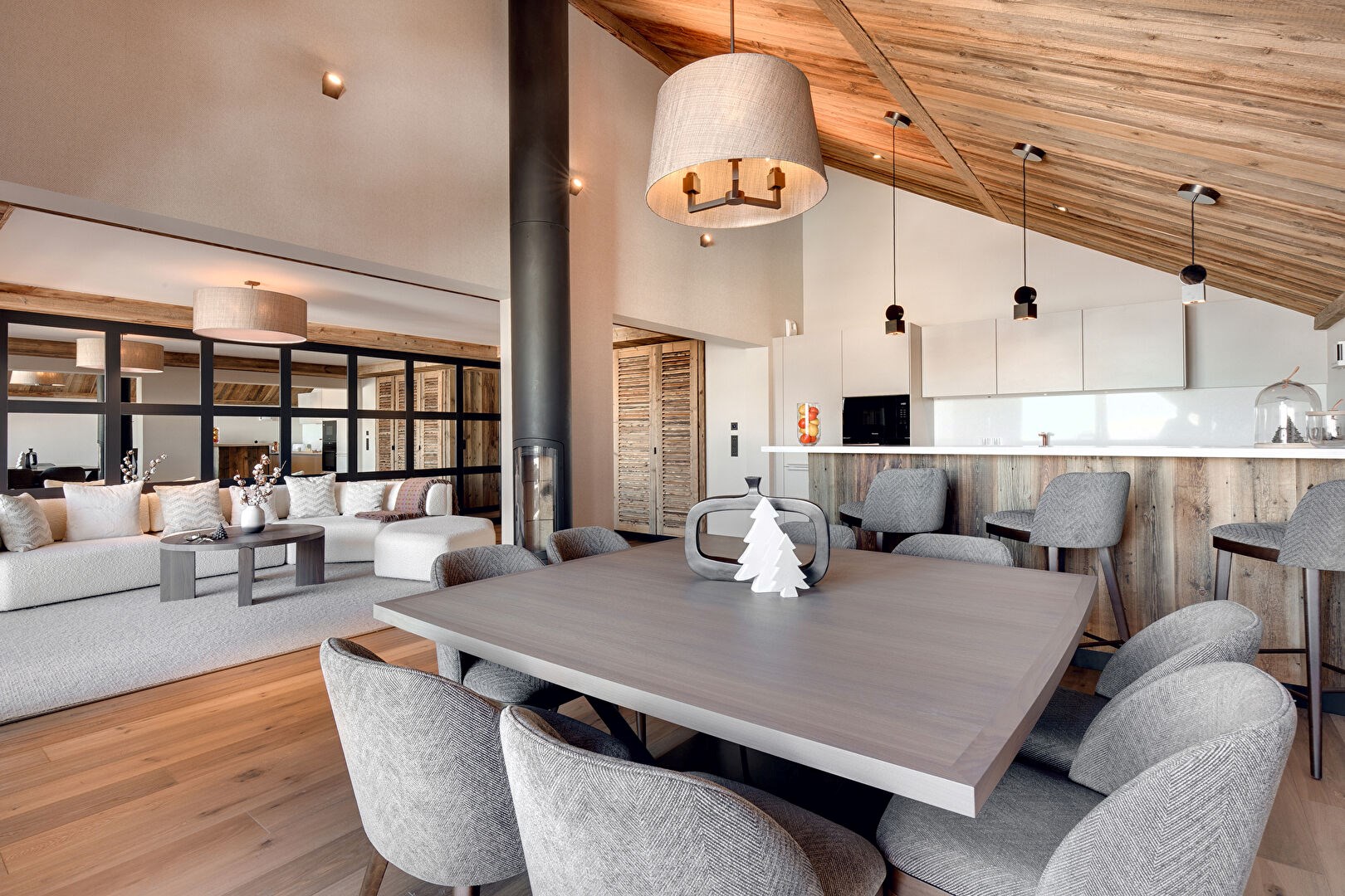 SUR LES PISTES, APPARTEMENT FAMILIAL AVEC CHEMINÉE