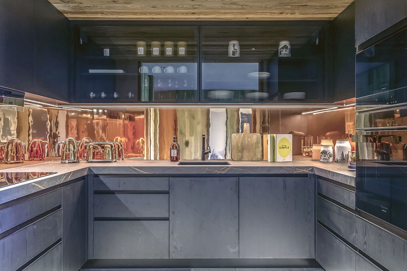 Appartement lumineux aux suites raffinées