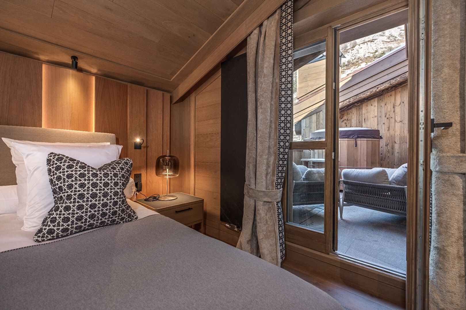 Un penthouse d'exception face aux sommets de Val d'Isère