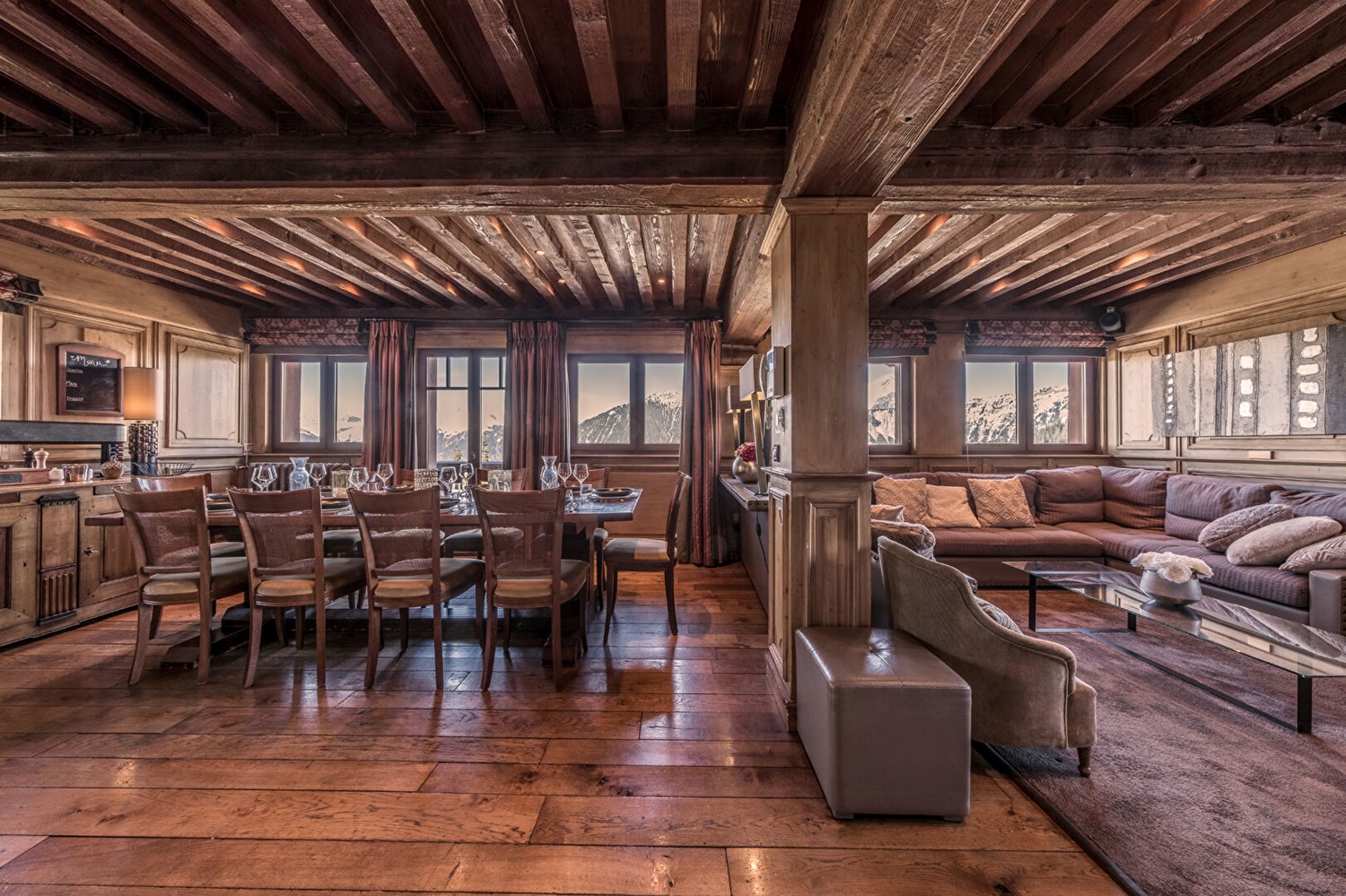 Family chalet 30 meters from the ski slopes