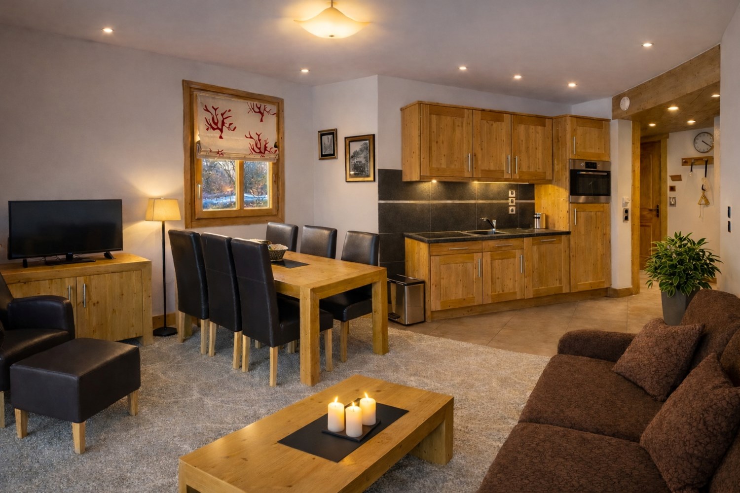 Tignes 2 bedroomed apartment right on the slopes