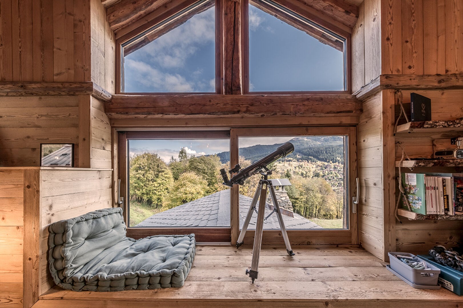MÉRIBEL, MONTAGNETTE RÉNOVÉE, EN PLEINE NATURE