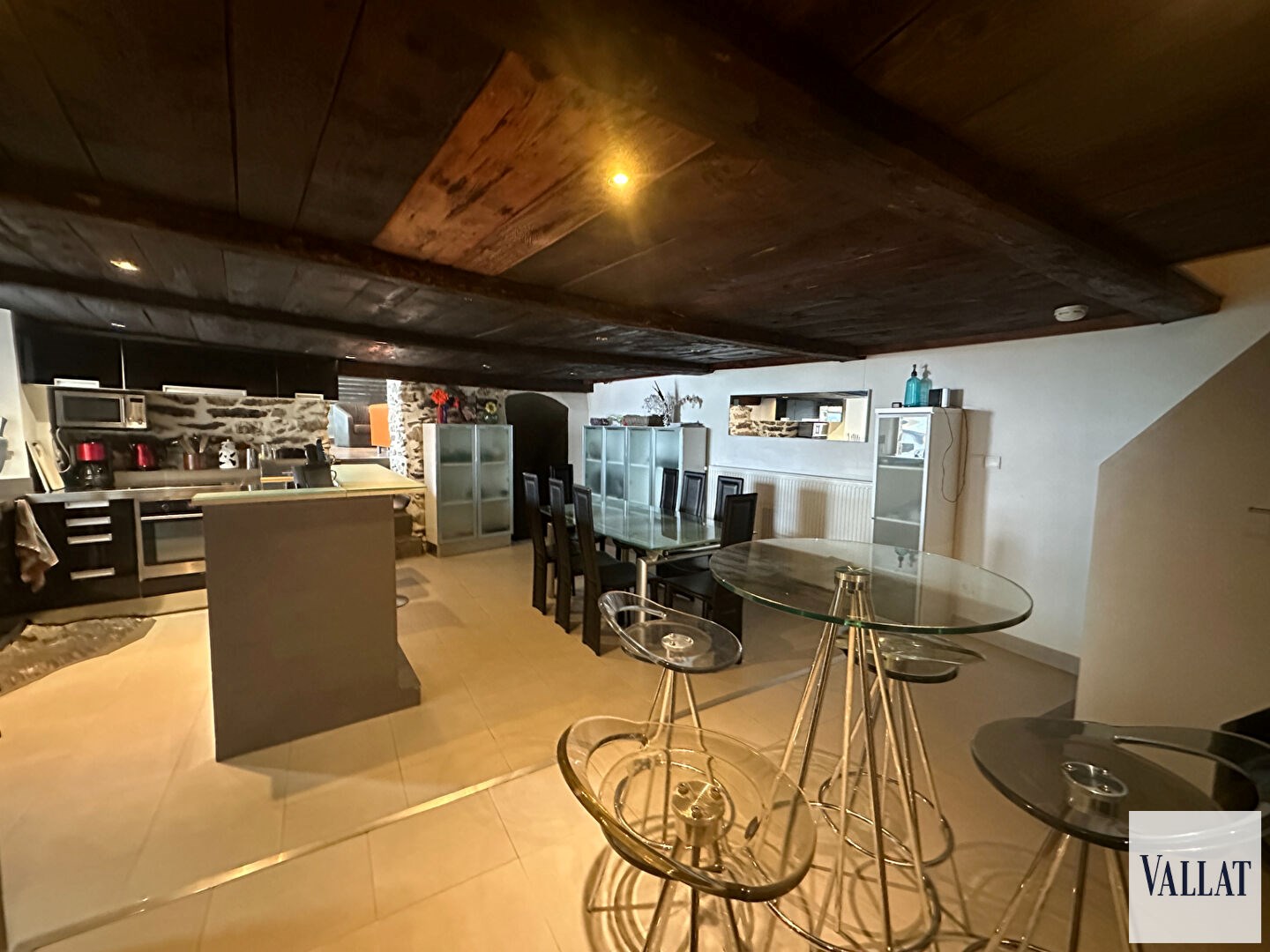 Chalet 5 bedrooms 150 sqm between Tignes and Val d'Isère