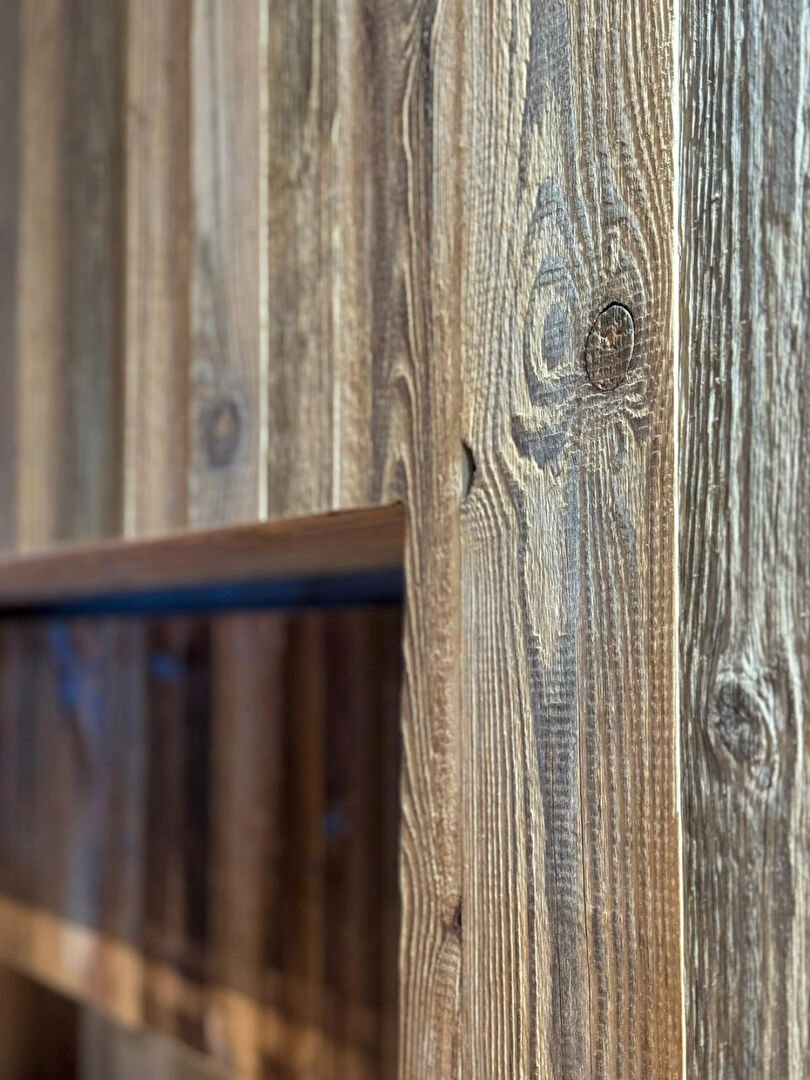 Apartment by the water