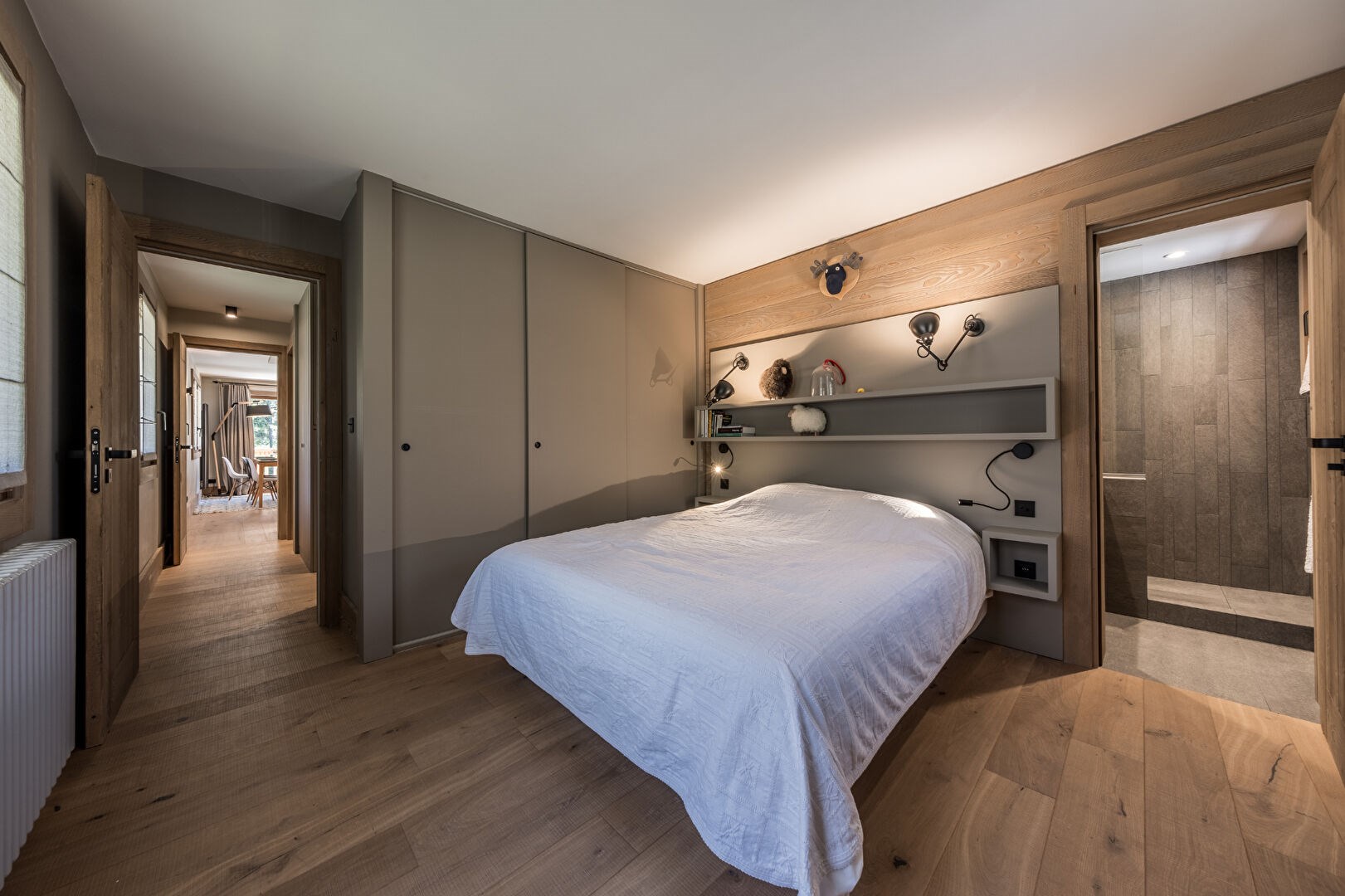 EXCLUSIVE - EXCEPTIONAL APARTMENT AT THE FOOT OF THE SLOPES