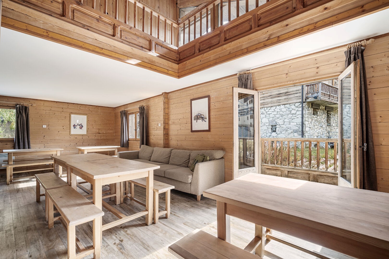 Rare Chalet au pied des pistes à TIGNES