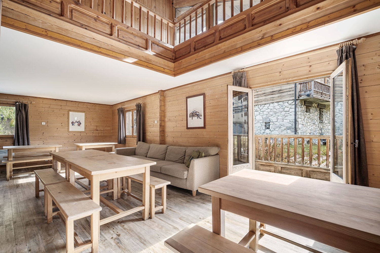 Rare Chalet au pied des pistes à TIGNES