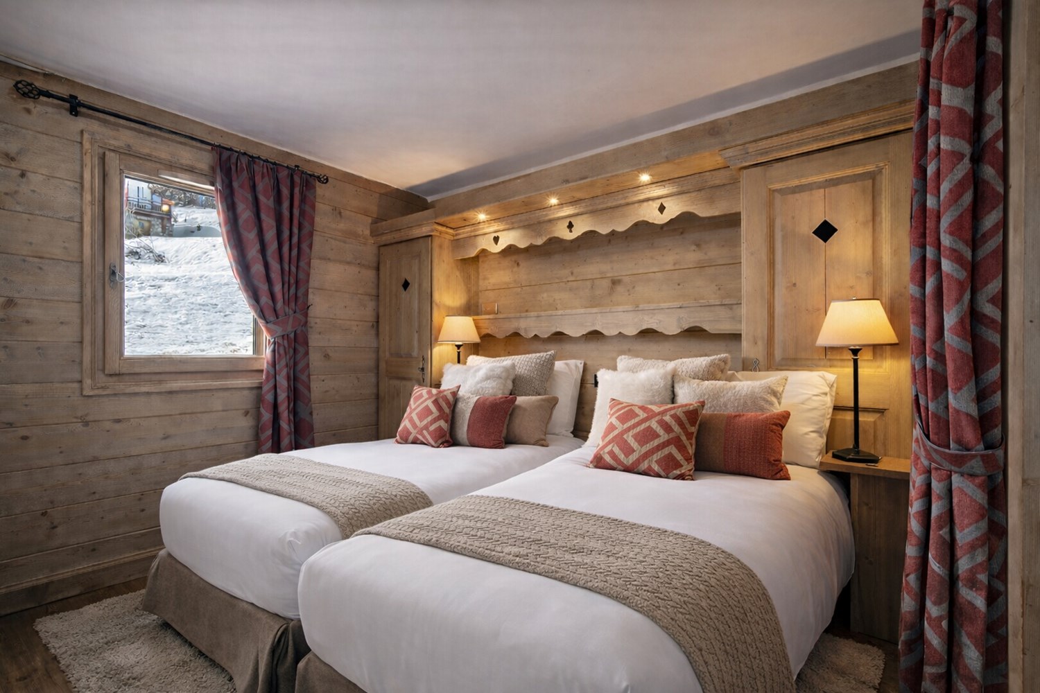 4 Bedrooms ski in ski out in Tignes Les Almes