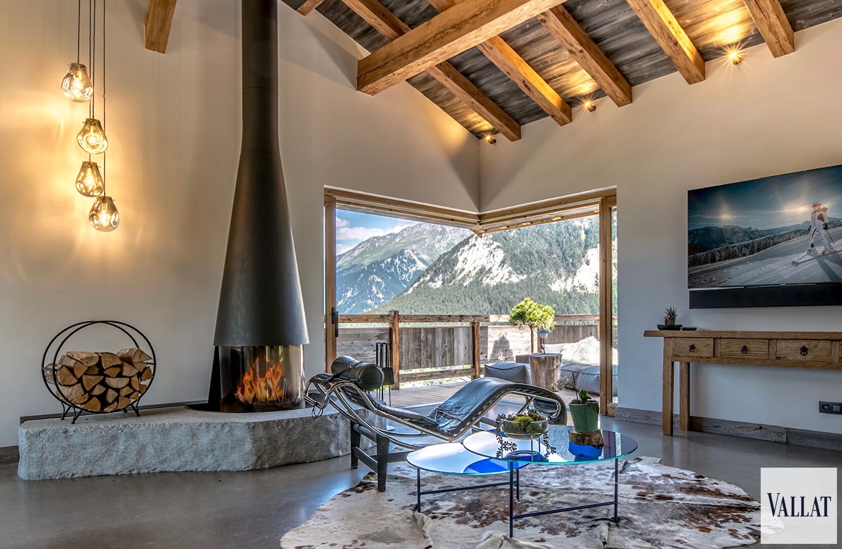 Panorama alpin et art de vivre dans ce chalet d'architecte à Courchevel Village