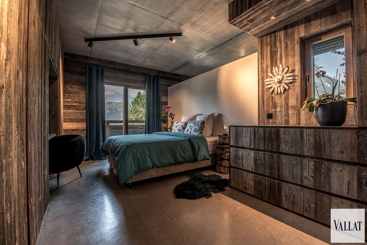 Panorama alpin et art de vivre dans ce chalet d'architecte à Courchevel Village