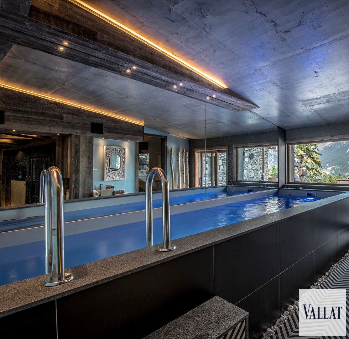 Panorama alpin et art de vivre dans ce chalet d'architecte à Courchevel Village