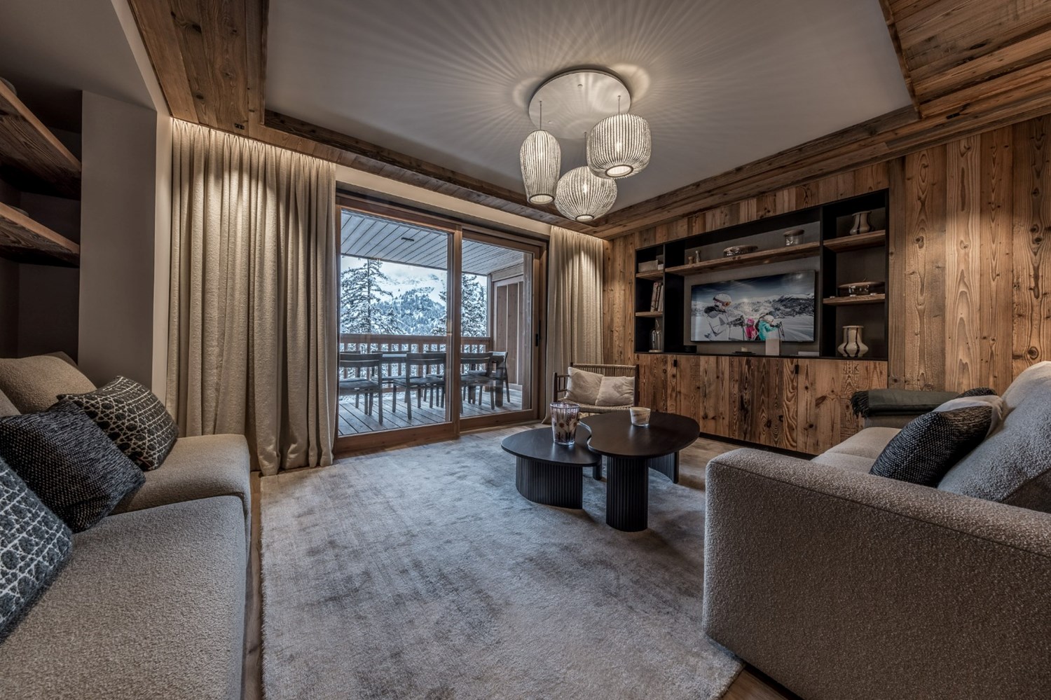MERIBEL - SUPERB LUXURY APARTMENT