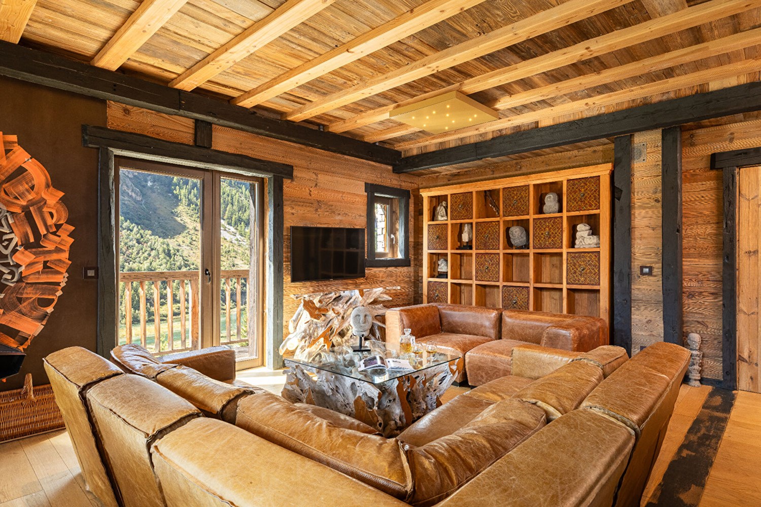 An alpine interlude with Balinese influences