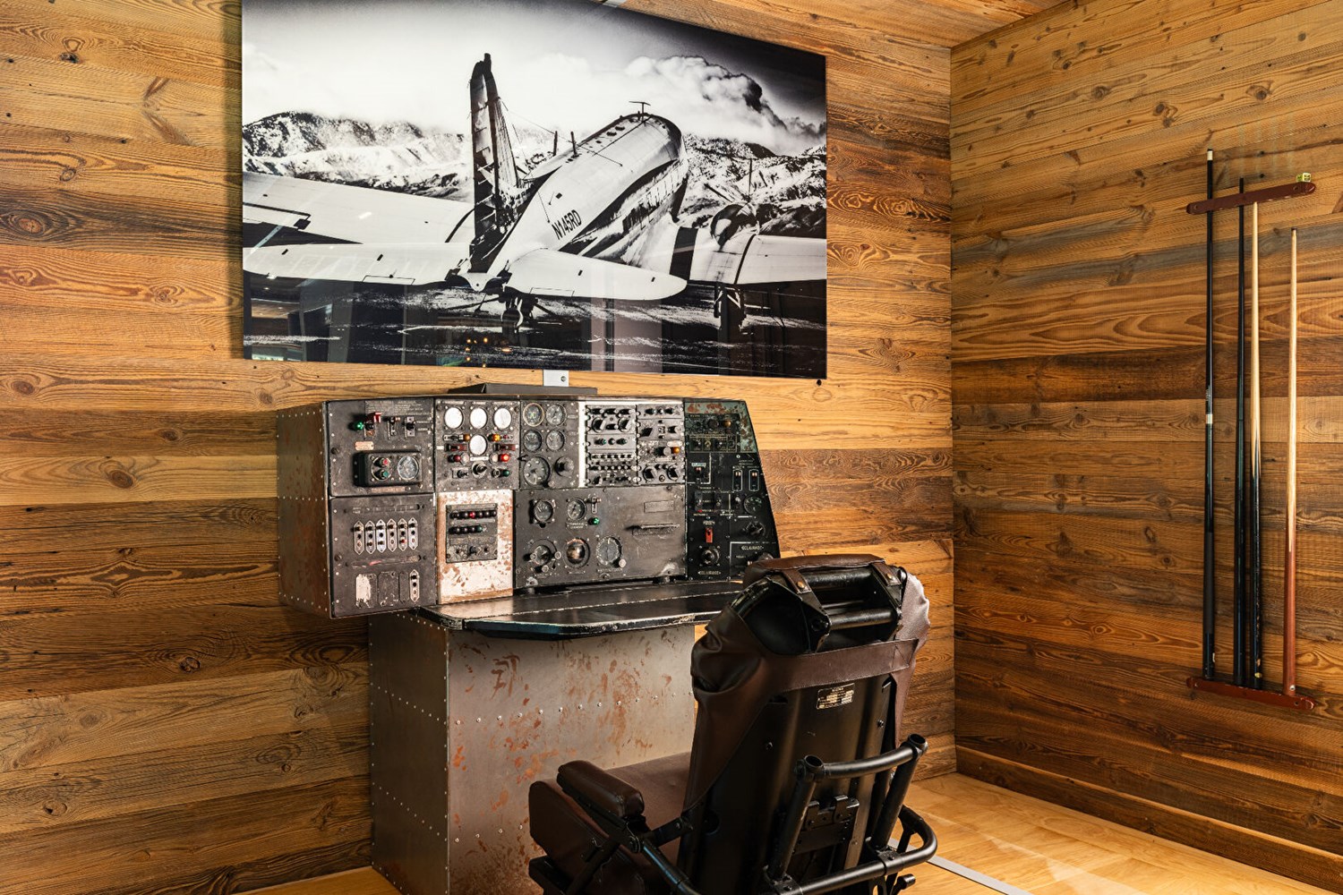 Un duo de chalets à l'écriture aéronautique