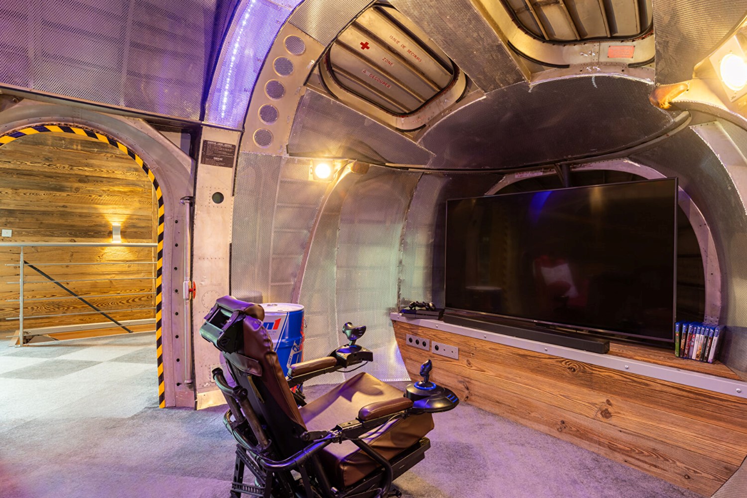 Un duo de chalets à l'écriture aéronautique