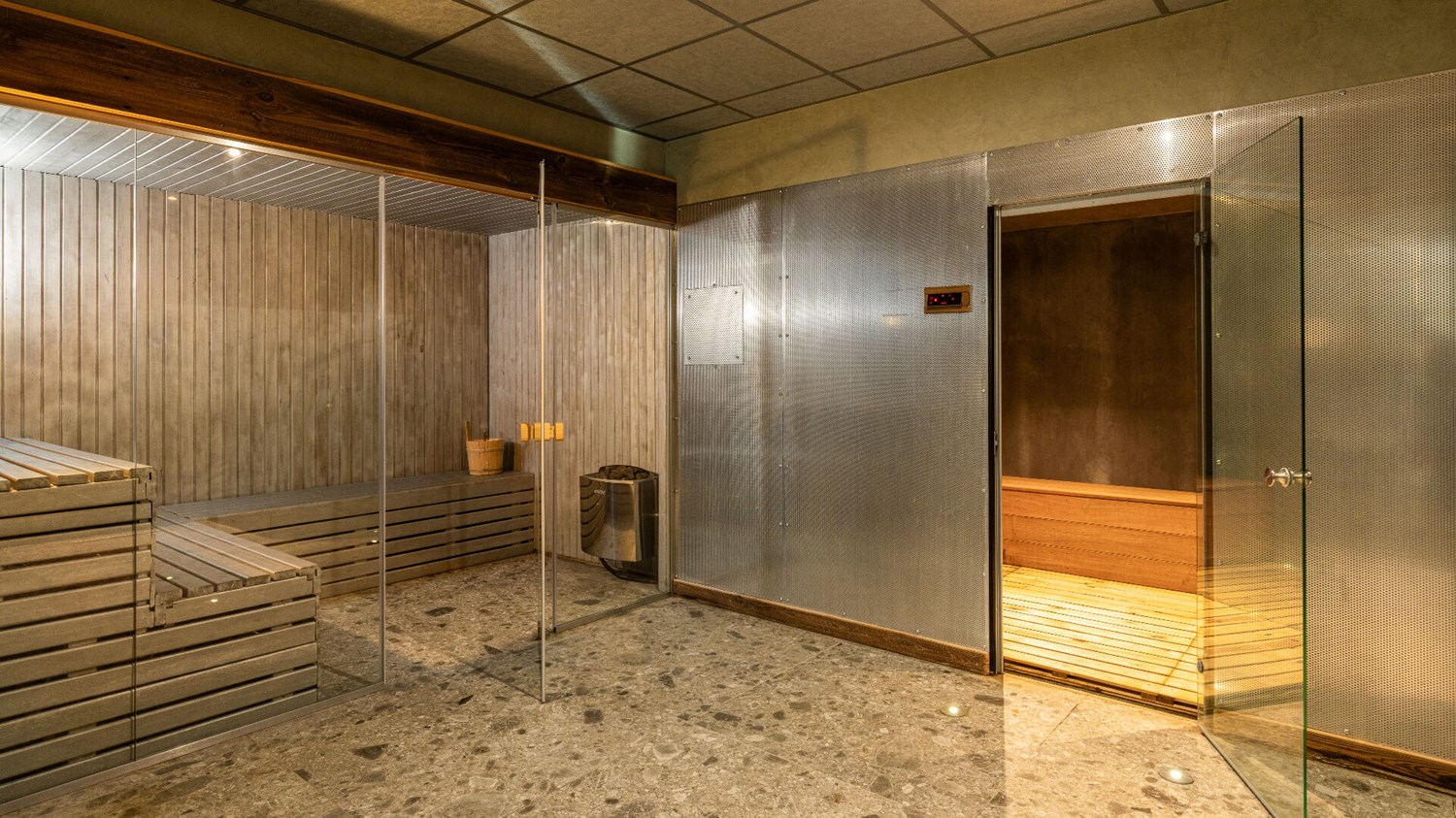 Un duo de chalets à l'écriture aéronautique