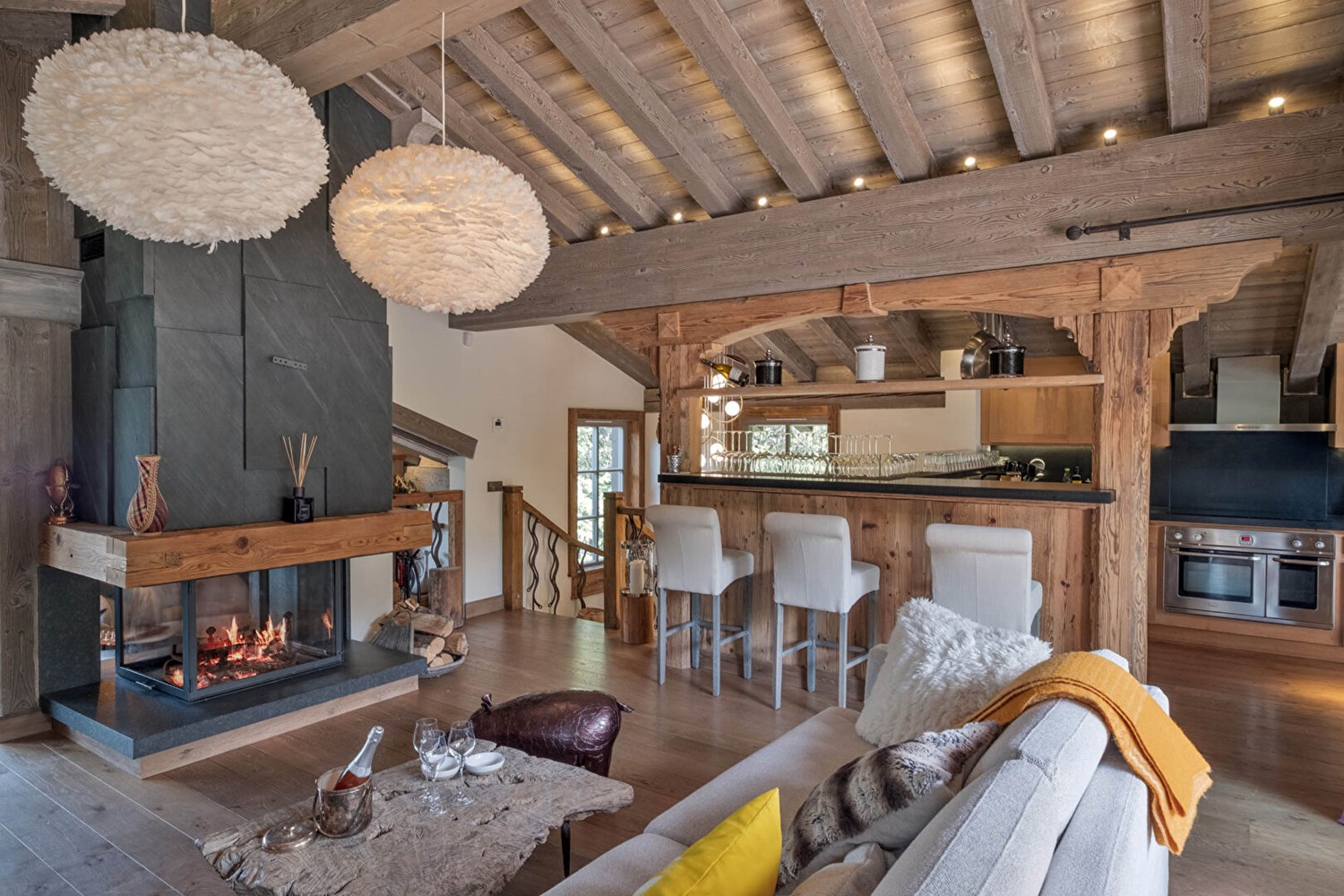 Chalet signature