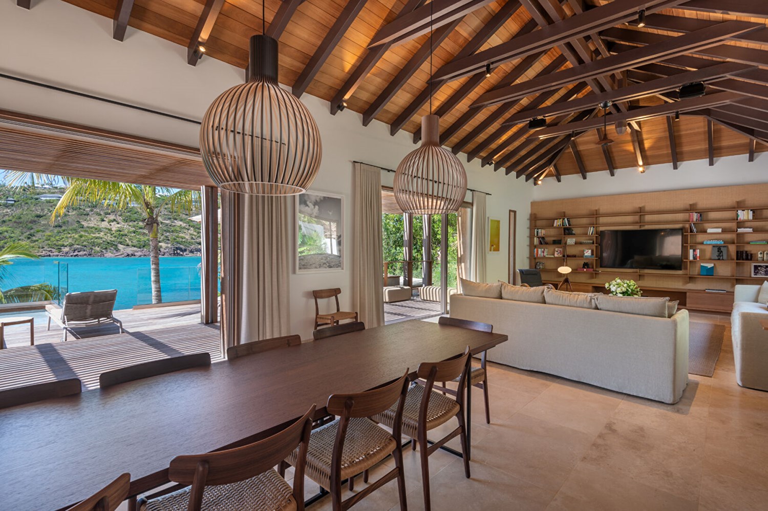 VILLA LINDA