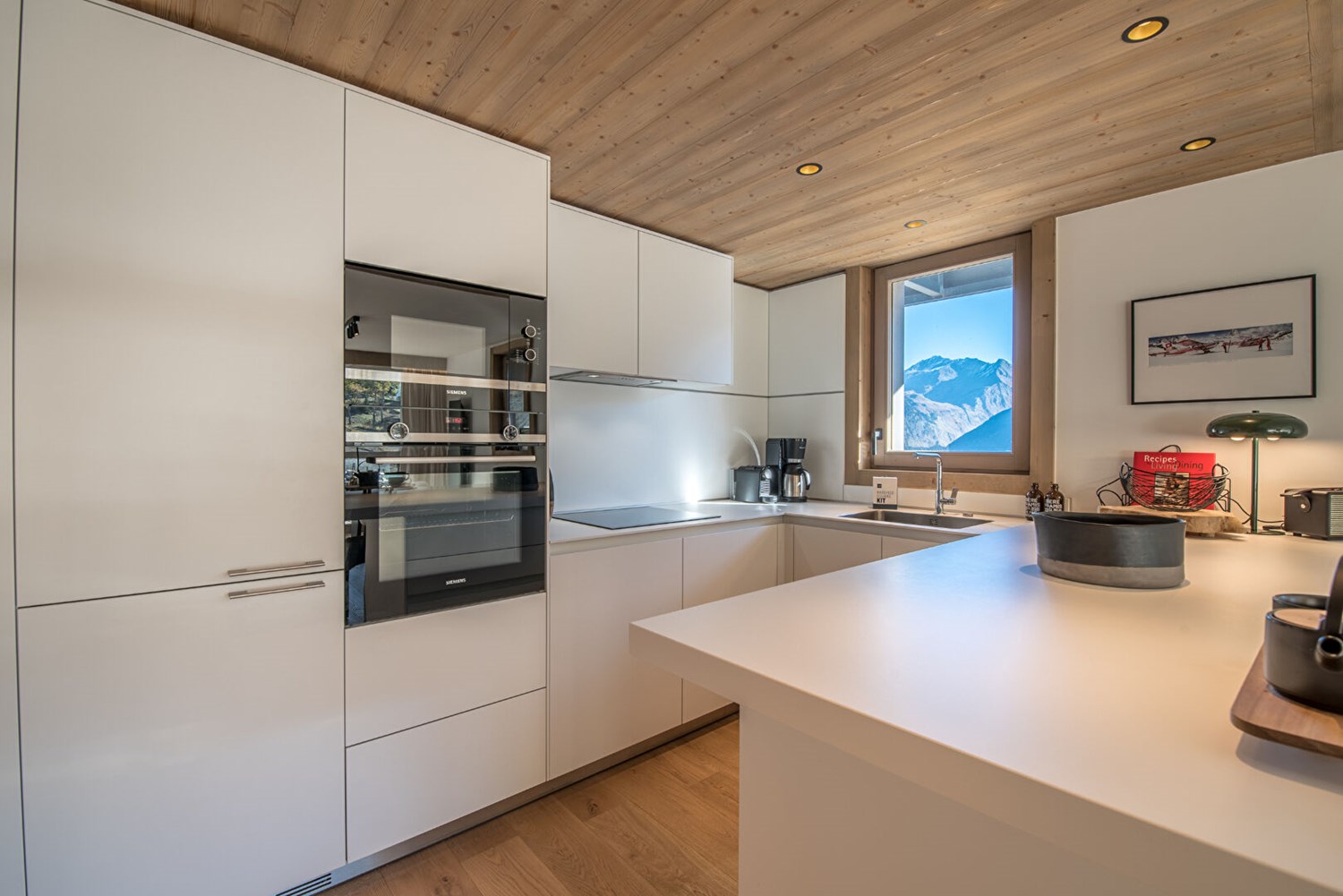 Courchevel Village - Ski-in / Ski-out Apartment