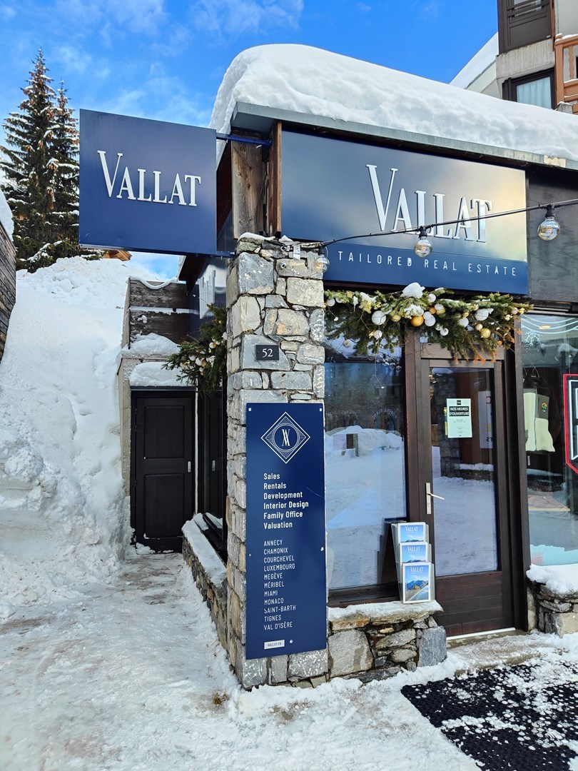 VALLAT <br />Val d’Isère