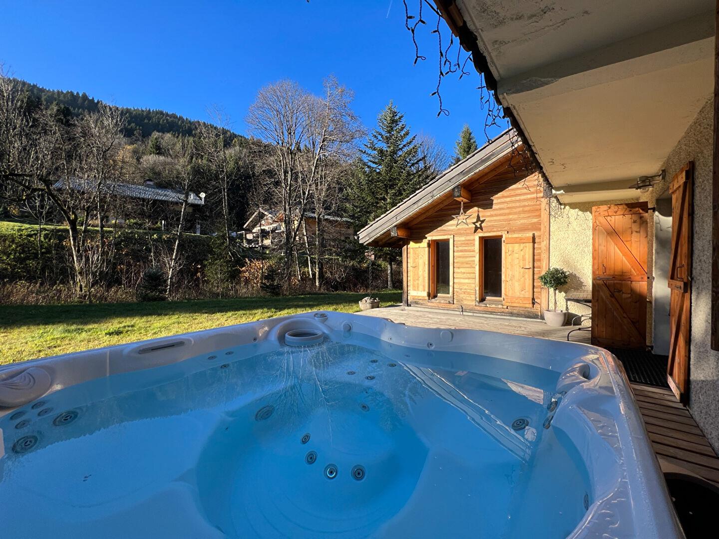Sale chalet 7 rooms LES GETS - 234m2 1 195 000 €-2