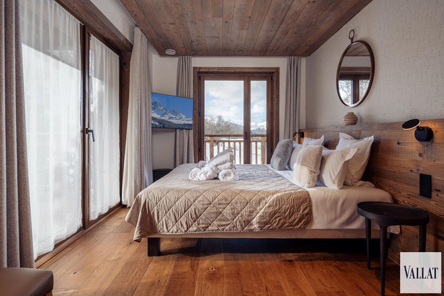 Chalet new property 6 rooms COURCHEVEL LE PRAZ - 317m2 5 460 000 €-3