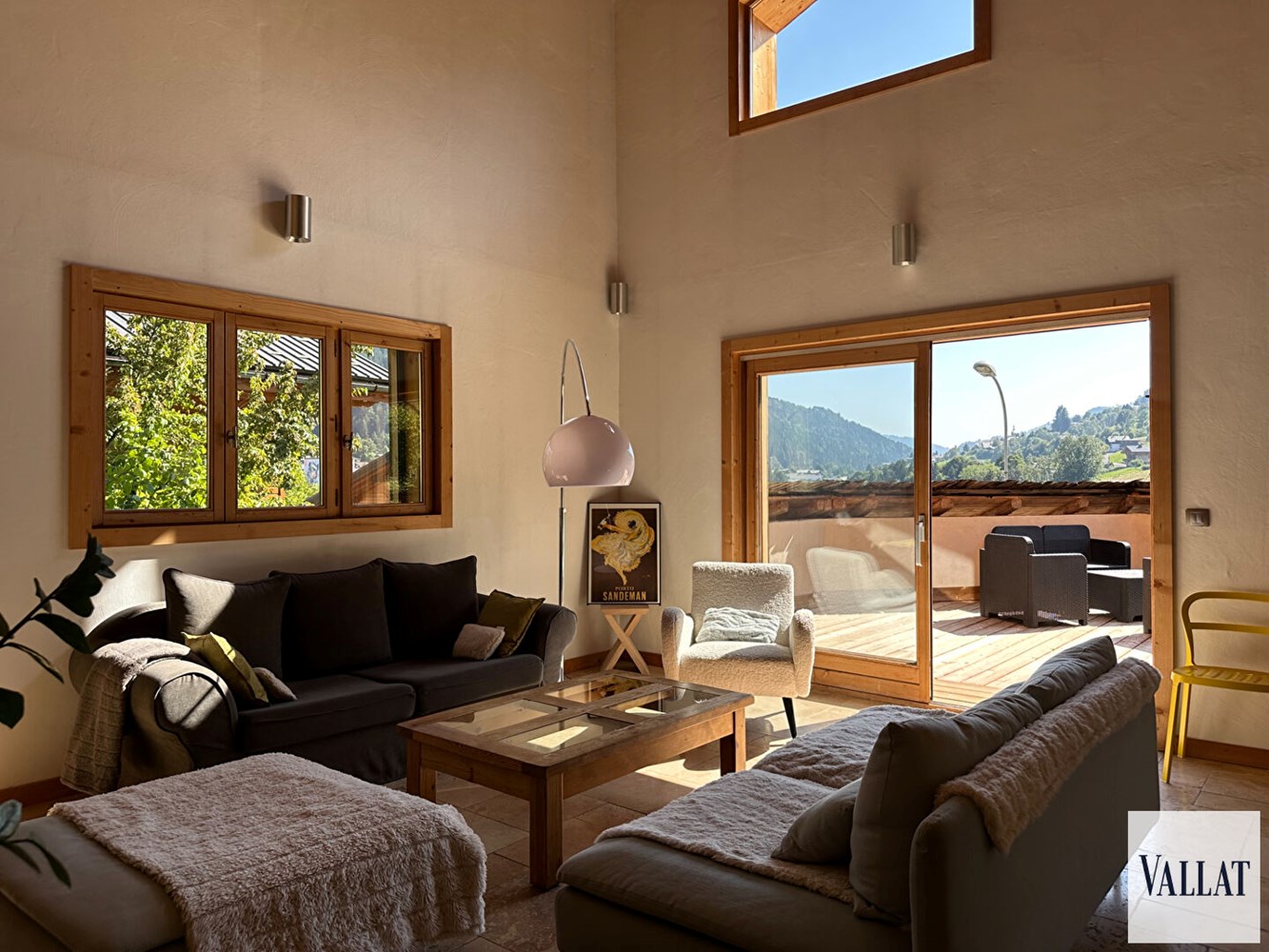 Sale chalet 6 rooms FLUMET - 345.14m2 1 370 000 €-2