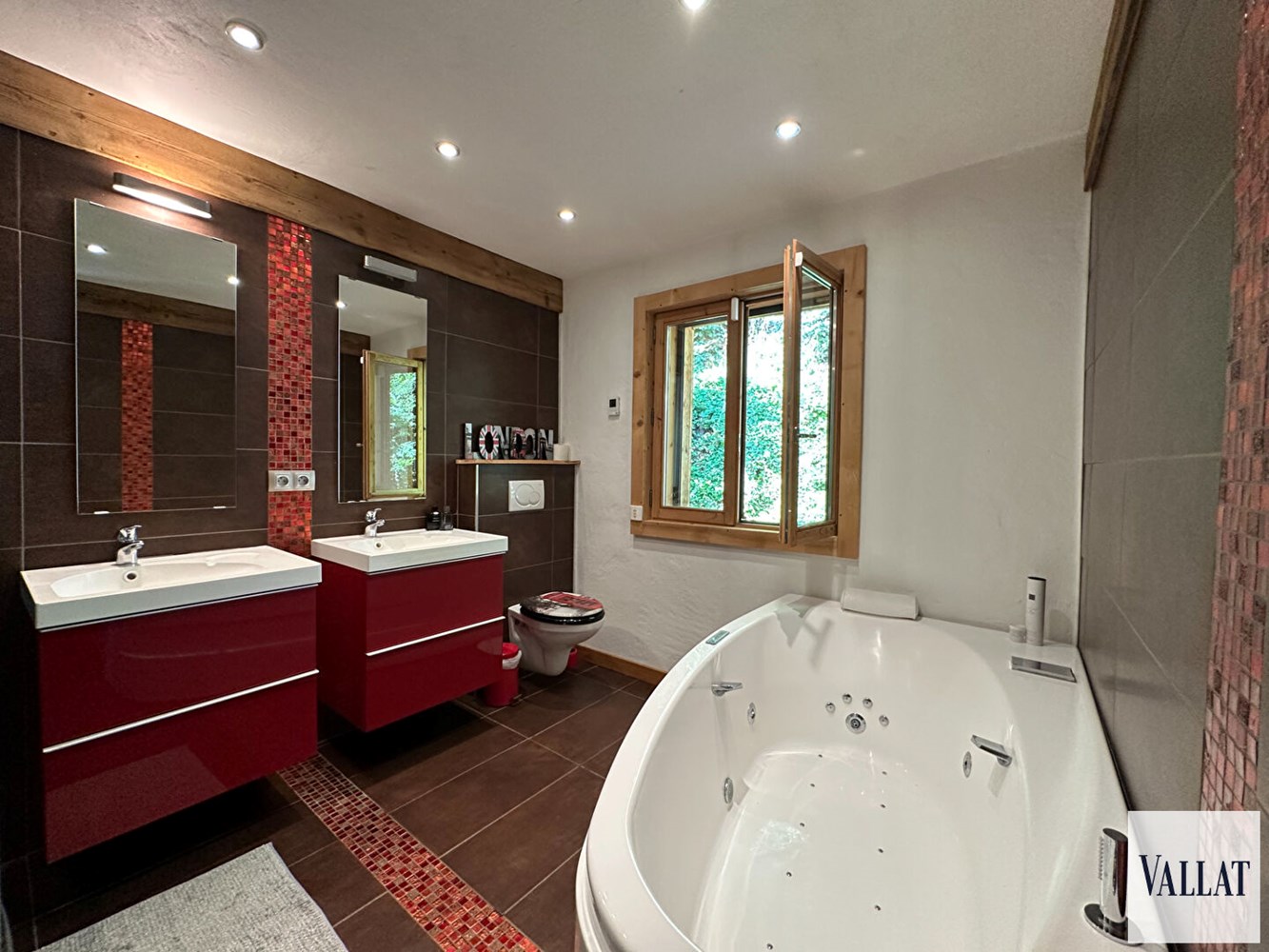 Sale chalet 6 rooms FLUMET - 345.14m2 1 370 000 €-7