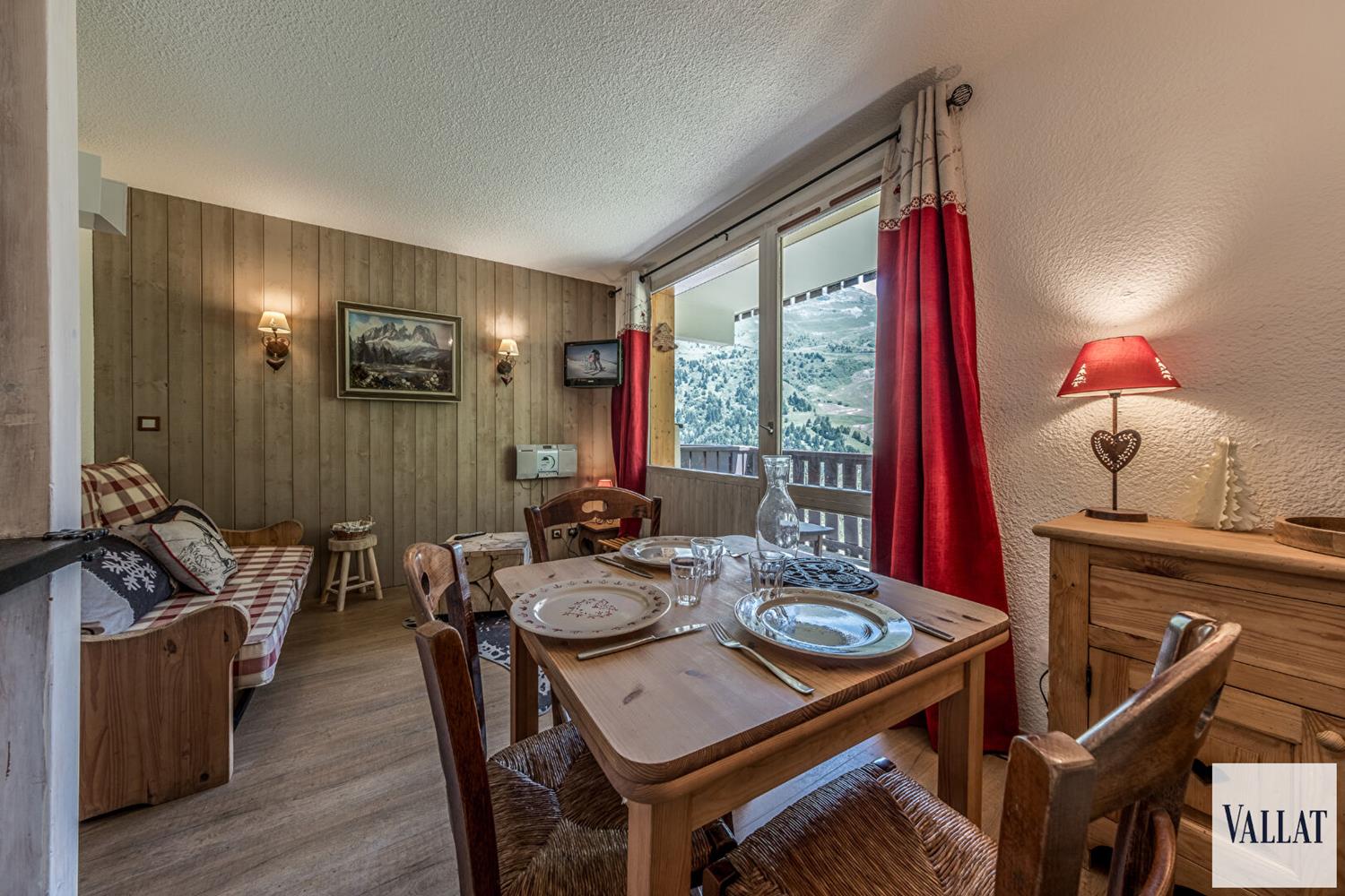 Sale apartment 3 rooms MERIBEL MOTTARET - 29.52m2 360 000 €-1