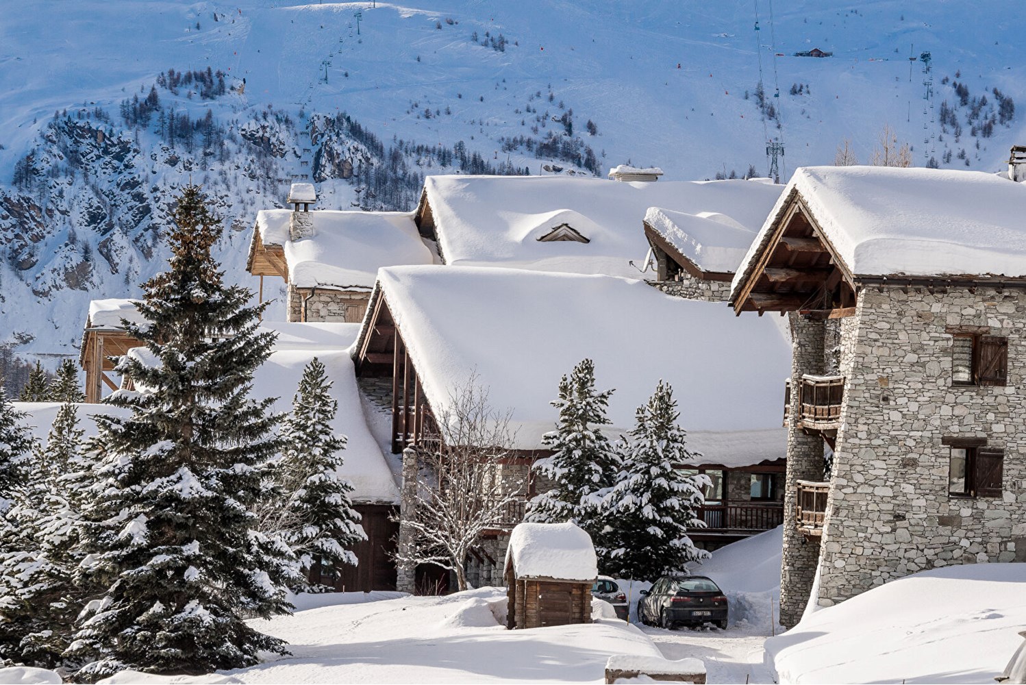 Apartment new property 4 rooms VAL D ISERE - 120m2 3 000 000 €-1